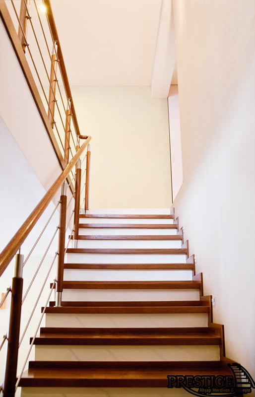 Prestige Ahşap Merdiven & Küpeşte