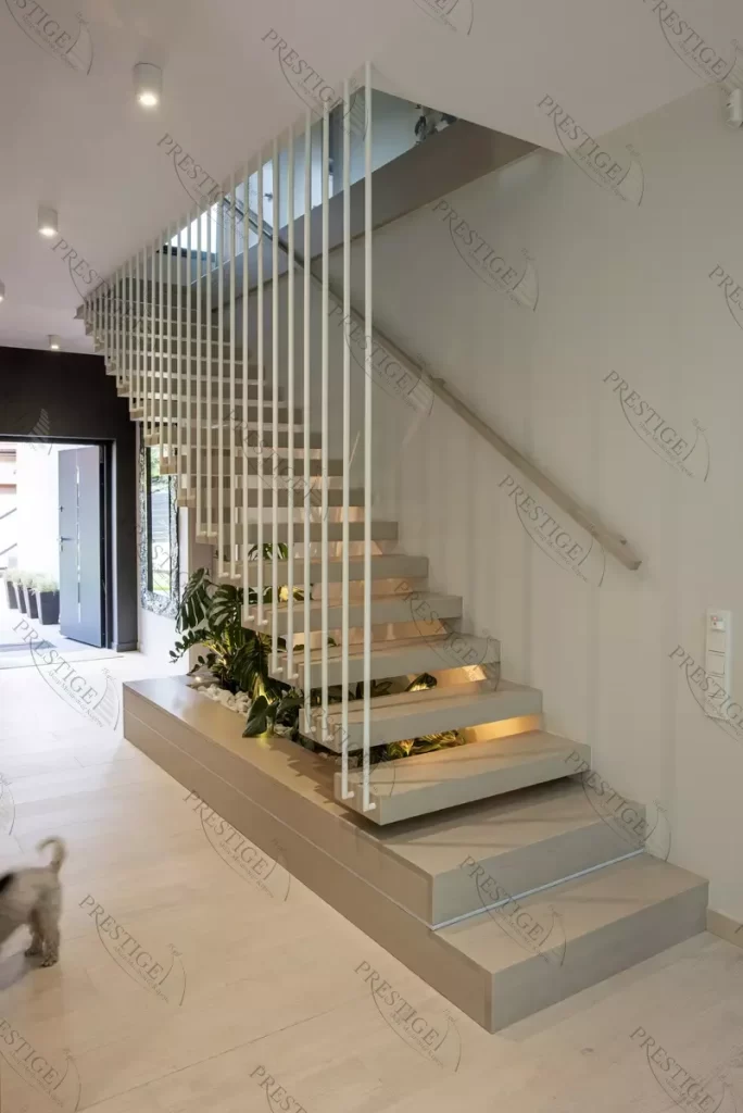 beyaz demir korkuluk merdiven modeli