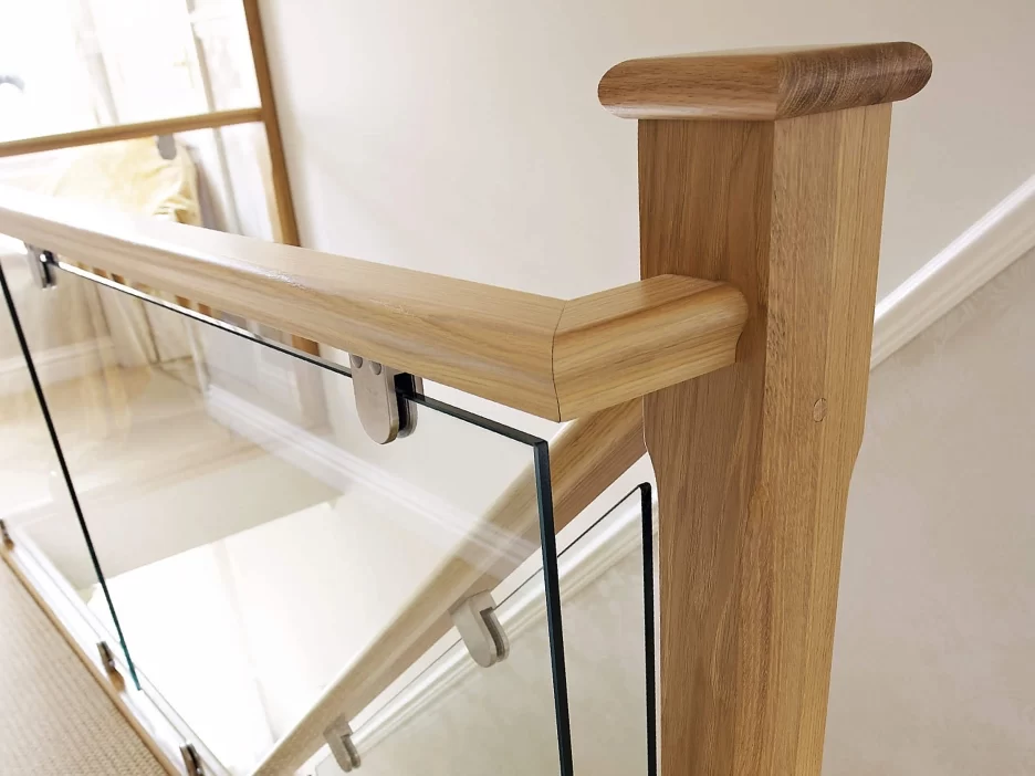 Cam korkuluk üstü ahşap küpeşte uygulaması